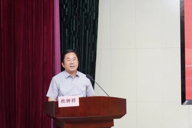 市一院召开“纪念5·12国际护士节暨护理表彰会议”